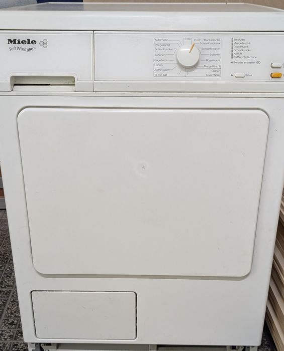 За ремонт или части - Сушилня Miele T4263 C Softwind Plus