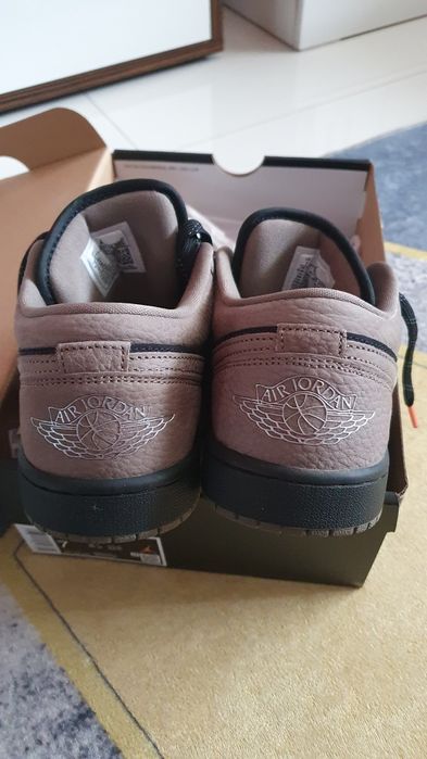 Nike AirJordan 1 Low SE.