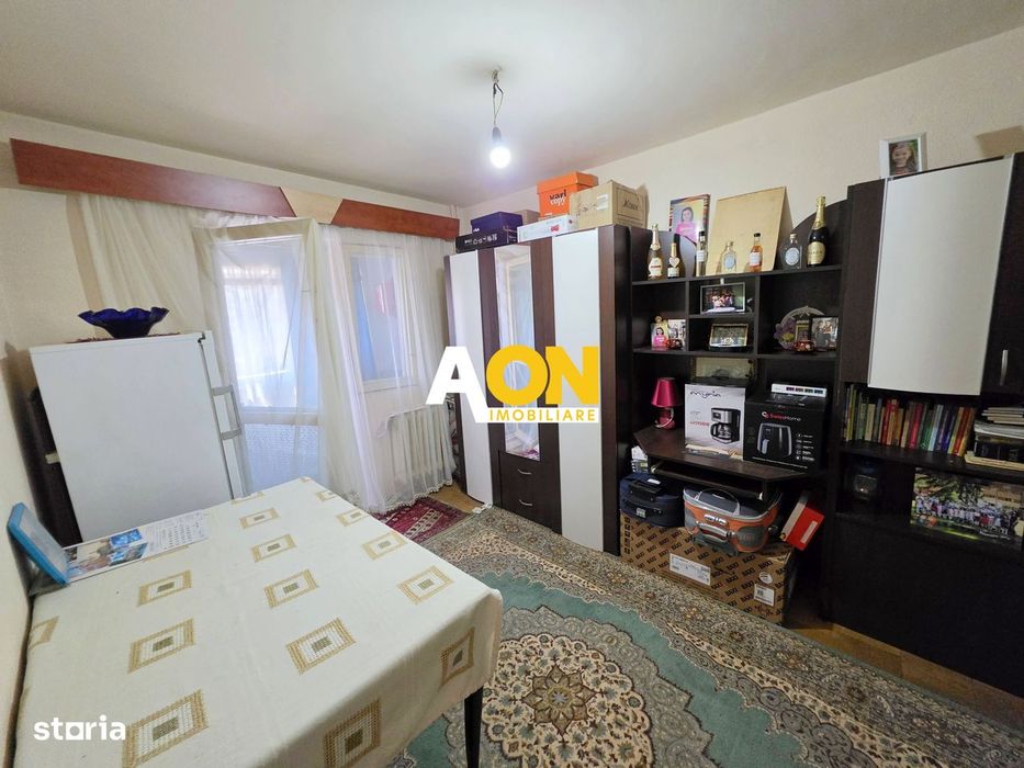 Apartament 3 camere, 65 mp utili, 2 bai, etaj 2, Cetate, zona Stadion