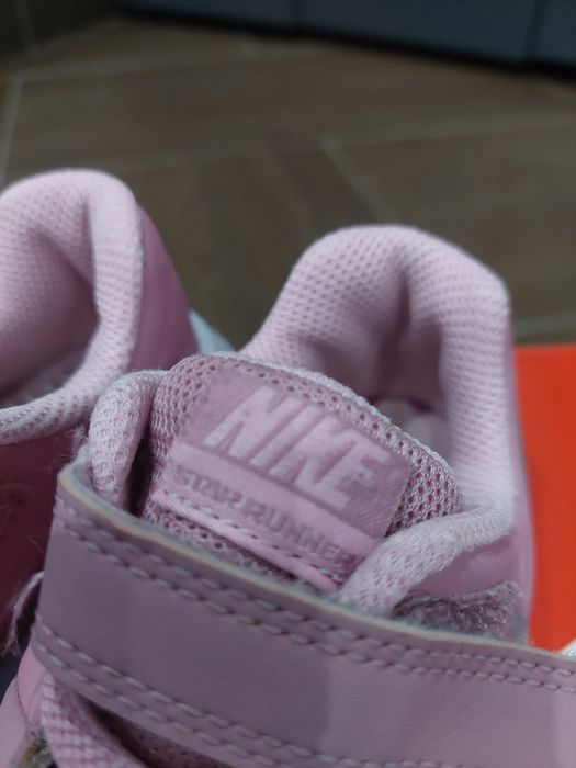 Детски Оригинални маратонки nike 26 номер