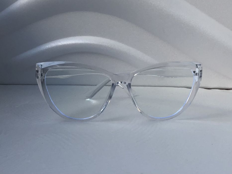 Прозрачни дамски очила за компютър