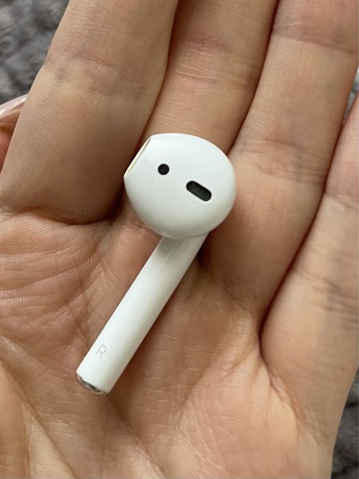 Чехол для найшников на iPhone оригинал(без наушников)