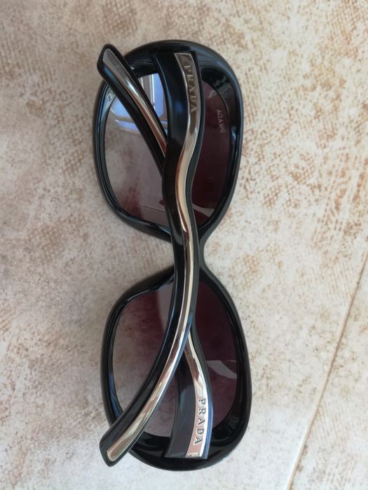 Оригинални слънчеви очила Prada