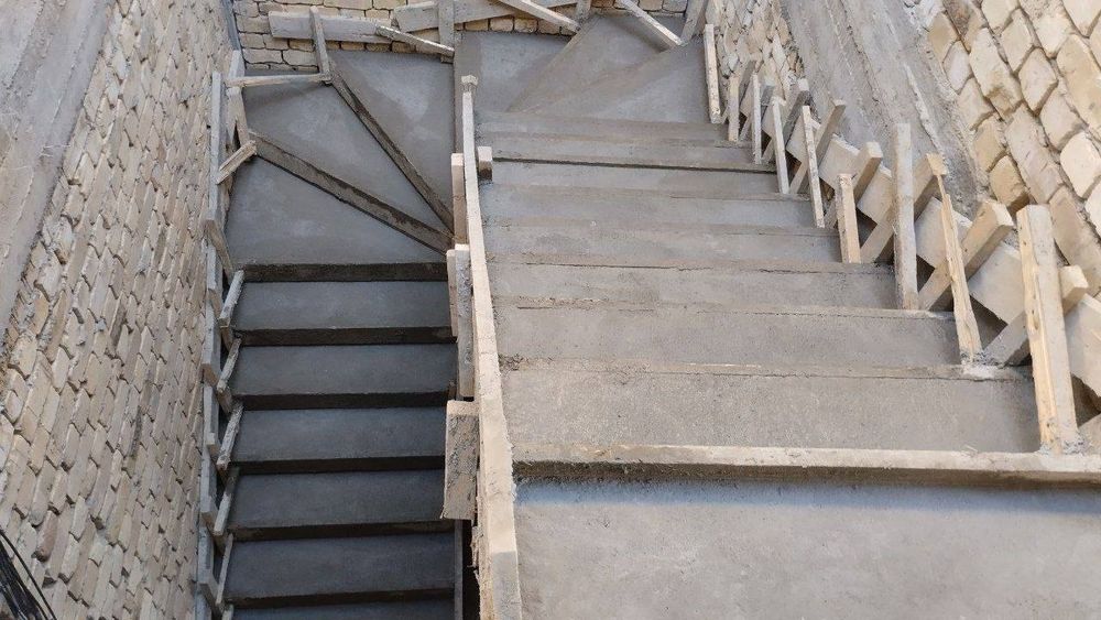 Предлагаем вам свои услуги по строительству домов, коттеджей и бани.