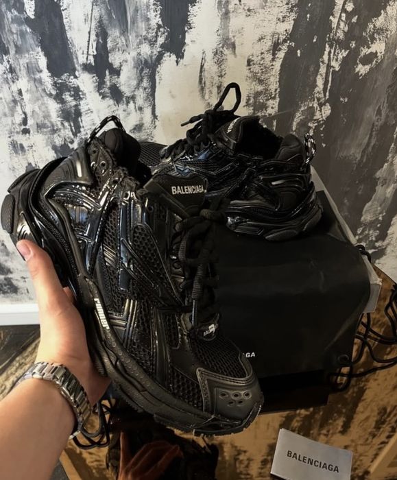 Balenciaga runner