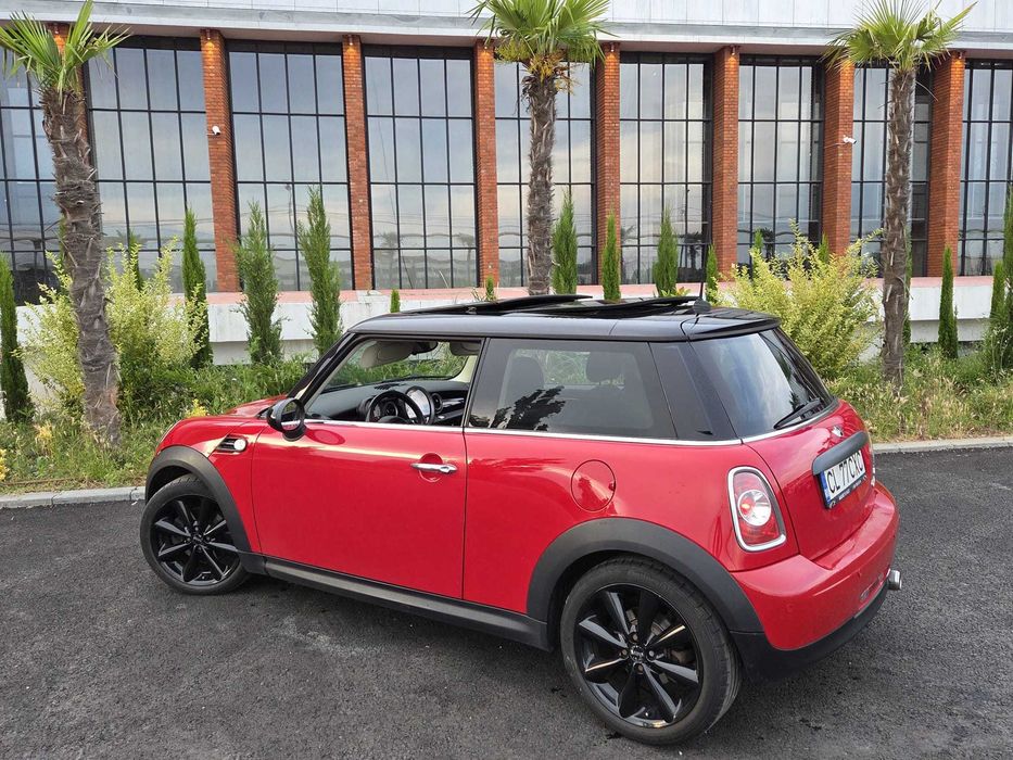 MINI Cooper R56 1.6 Diesel – 2011 | Panoramic | AC | 2 seturi jante