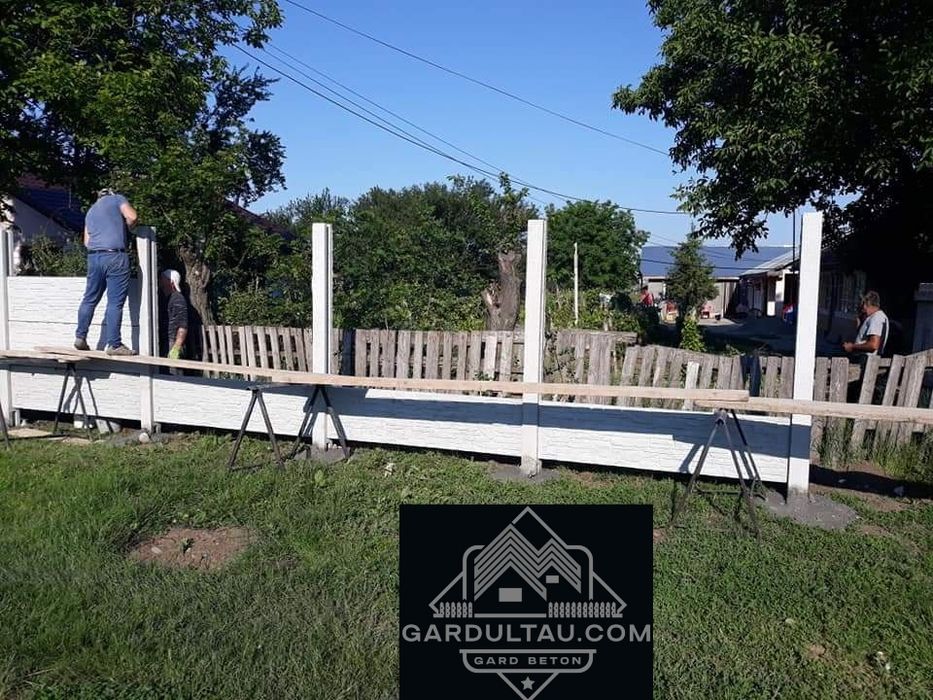 Gard din beton comprimat model Stone placi garduri și stalpi de gard