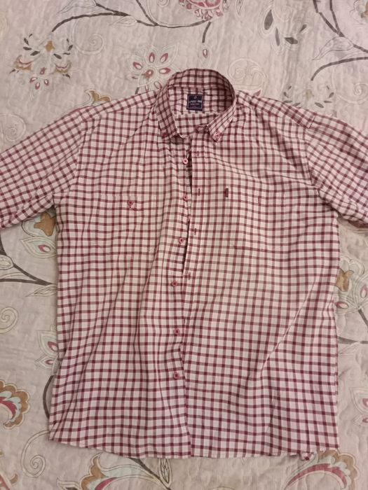 Рубашки мужские.