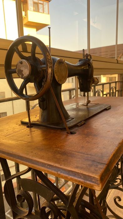 Mașină cusut Singer