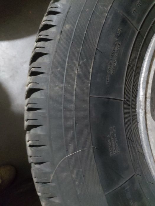 Продам диски с резиной от Делики