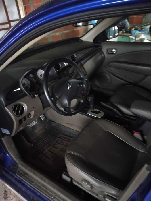 Мицубиши  олтлендър