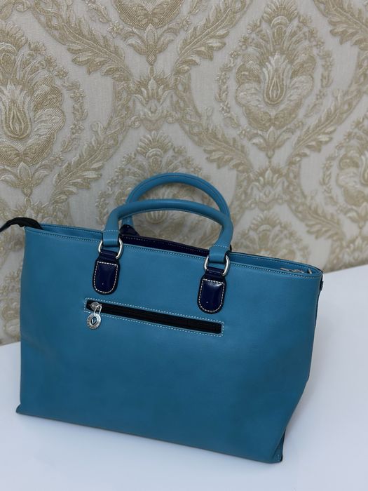 Продам кожаную сумку