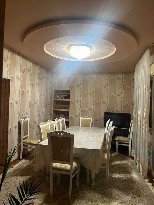 Ховли сотилади. Срочно.жиззах. нархини келиштирамиз!!!