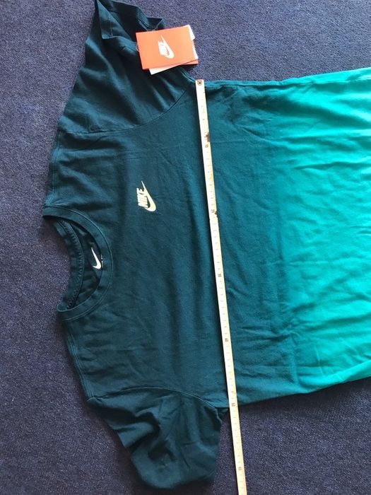 Nike оригинална мъжка тениска със свежи цветове