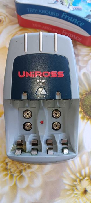 Продавам зарядно за всякакви батерии