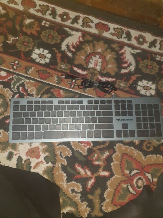 Продаёться компьютерная клавиатура фирмы "VANTAR AX".