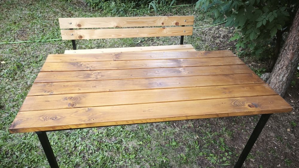 Маса - метал, дърво