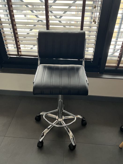 Бар стол на колелца City с 24м гаранция и безплатна доставка до офис