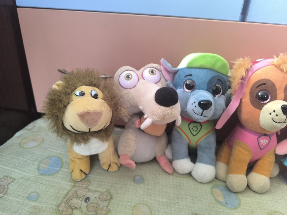 Плюшени играчки анимационни герои
