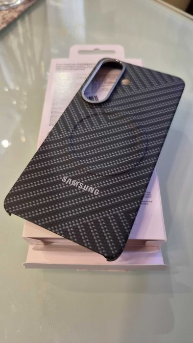 Samsung S26 калъф карбон/ Carbon magnet case