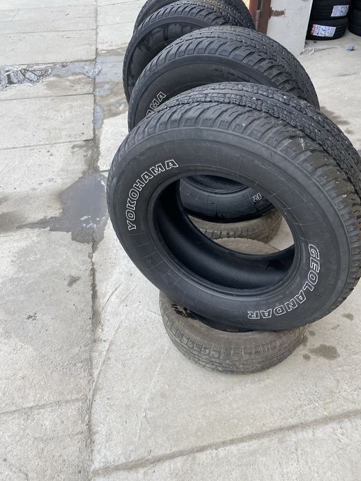 Продается резина 285/65R17