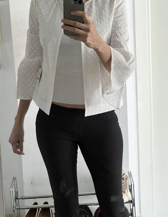 Sacou elegant Zara,  marime S, sacoul este nou cu eticheta.