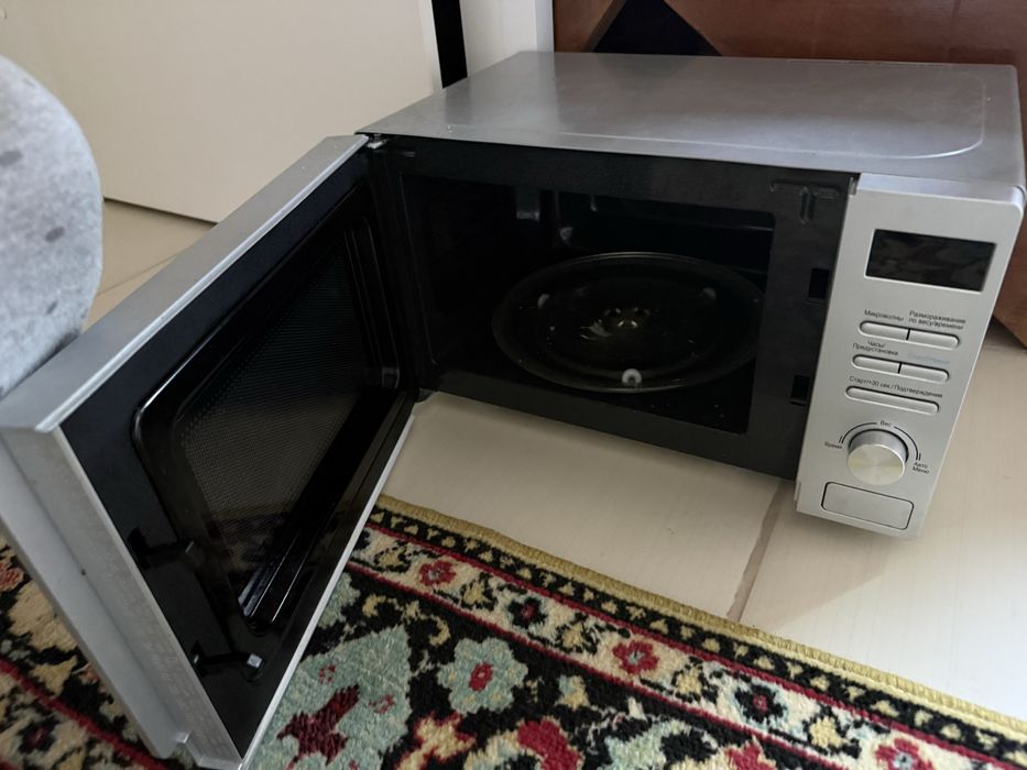 Продам микровалновку