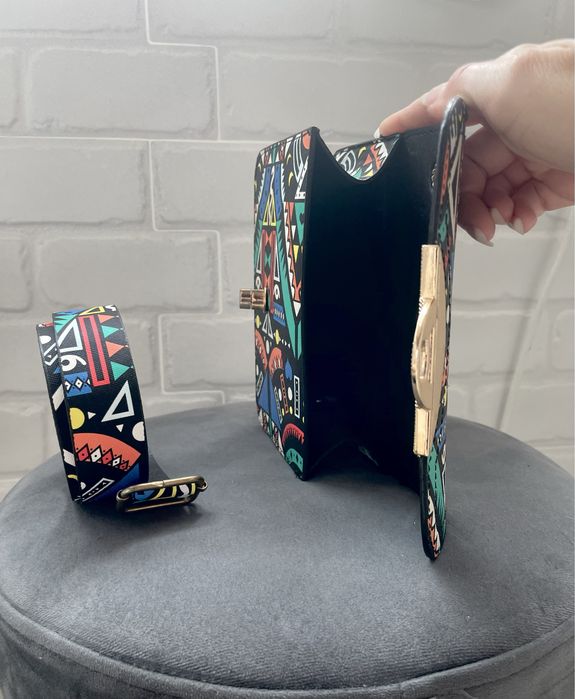 Малка цветна чанта