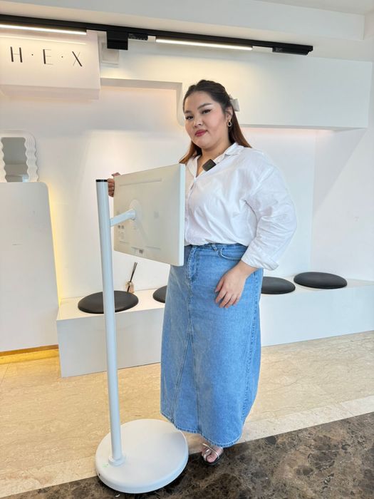 Смарт дисплей 24”