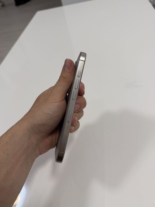 Iphone 16 pro 128GB Natural Titanium