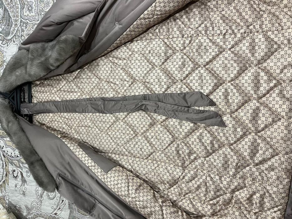 Продам зимнюю куртку