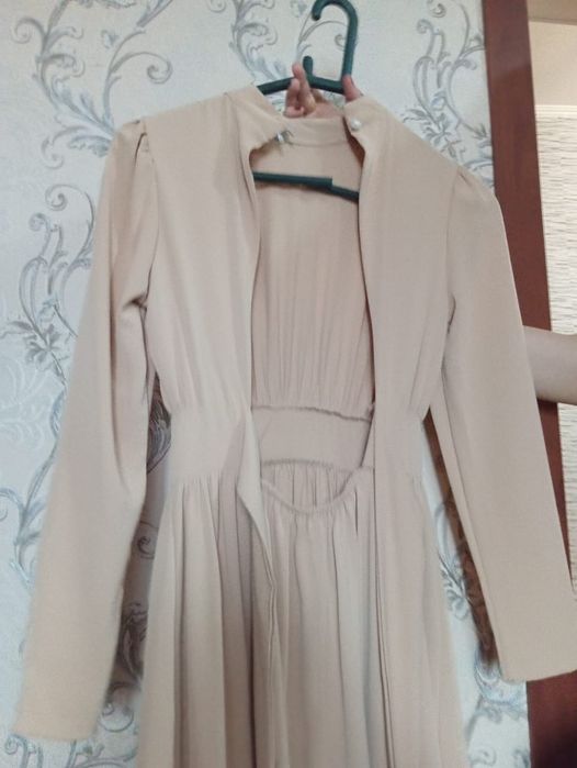 Срочно продам 3 платья  ПЕТРОПАВЛОВСК