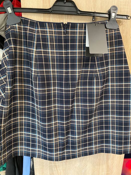 Дамска нова пола на марката дика / Dika