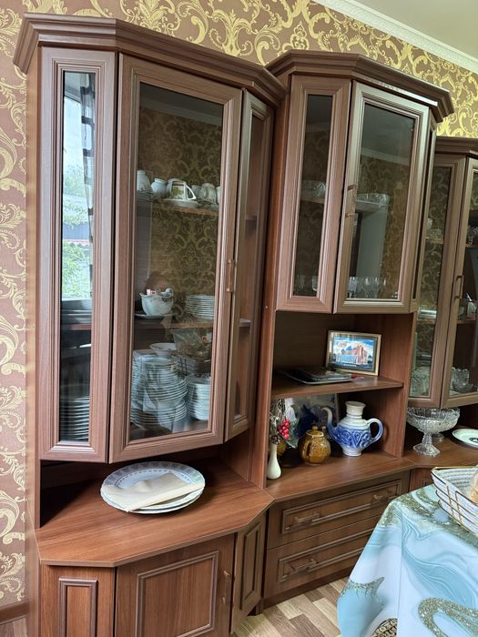 Сервант для посуды