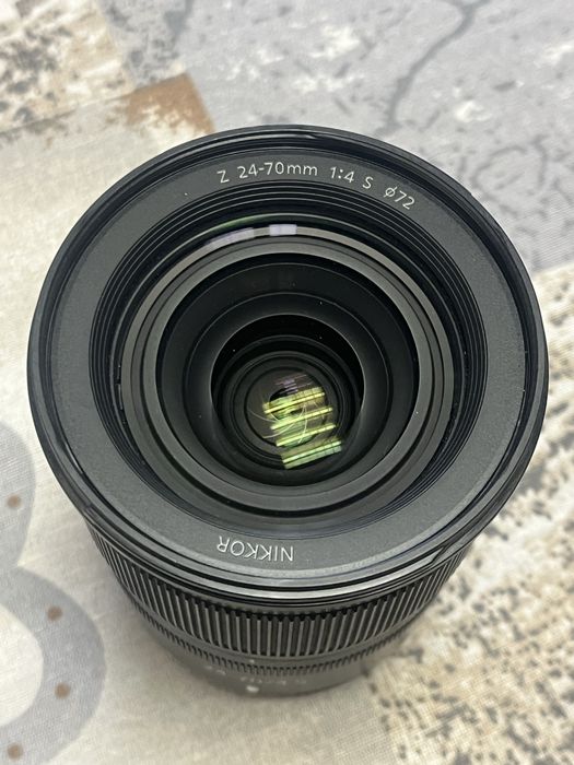 Nikon 24-70 f4 S z