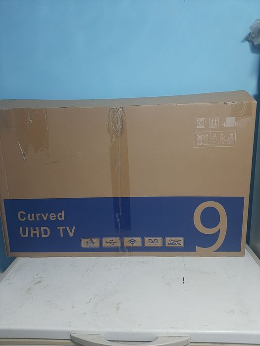 Продам новый телевизор самсунг