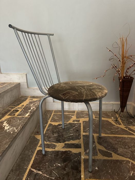 Трапезни столове