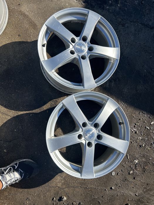 2бр джанти 5x114.3 17 Et38