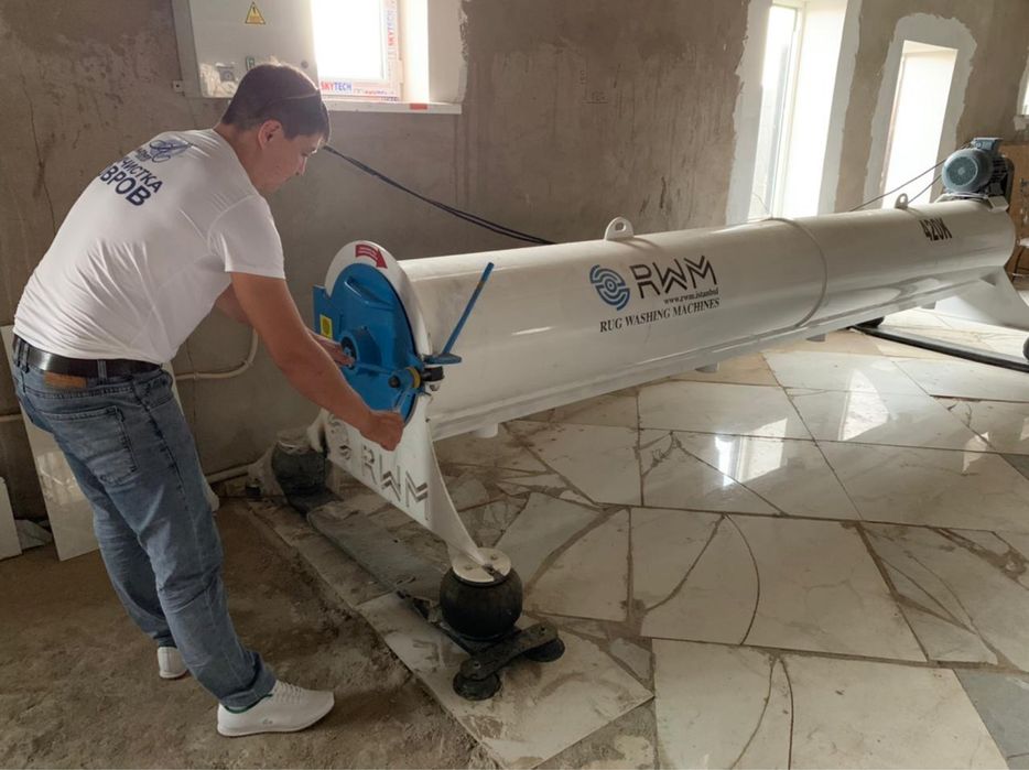 Продам б/у Центрифугу 420 RWM + роторную машину