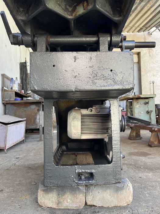 Фуганок сотилади