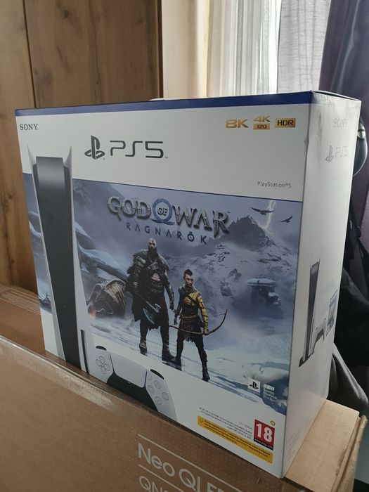 Playstation 5 disk edition(God of war ragnarok)