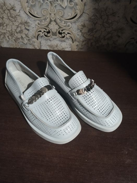 Продам летние лоферы