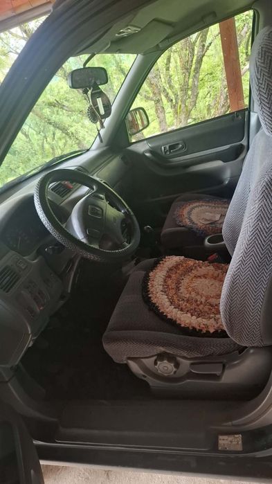 Vând masina Honda CR-V