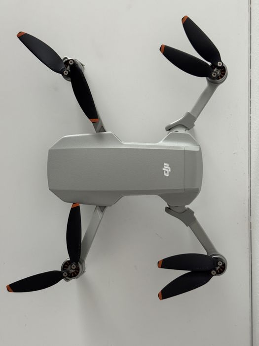 DJI Mini 2 | Prim proprietar | Full Box | Stare impecabila | 4K