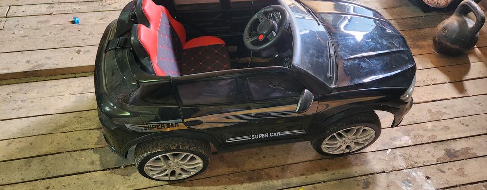 Продам детский автомобиль