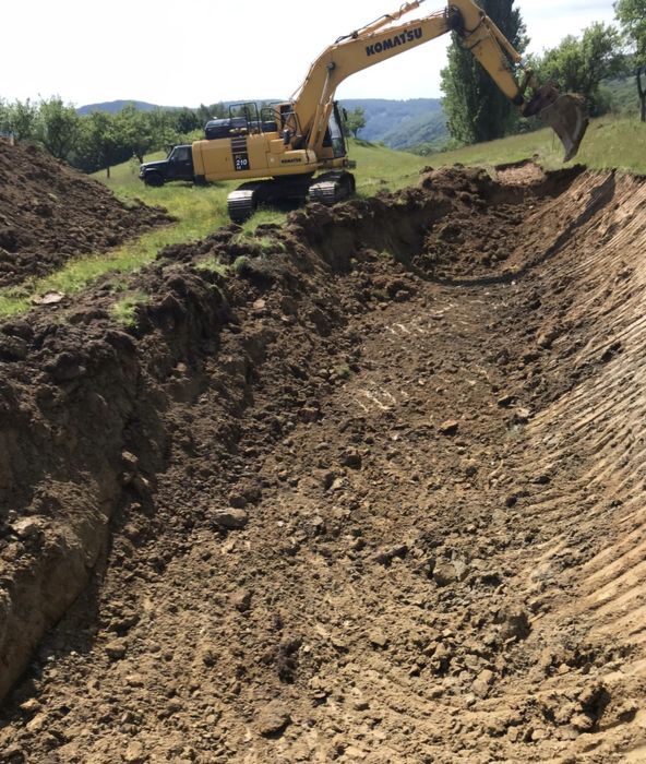 Platforme de piatră, excavări, demolari