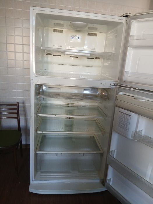 Халадилник сотилали самсунг