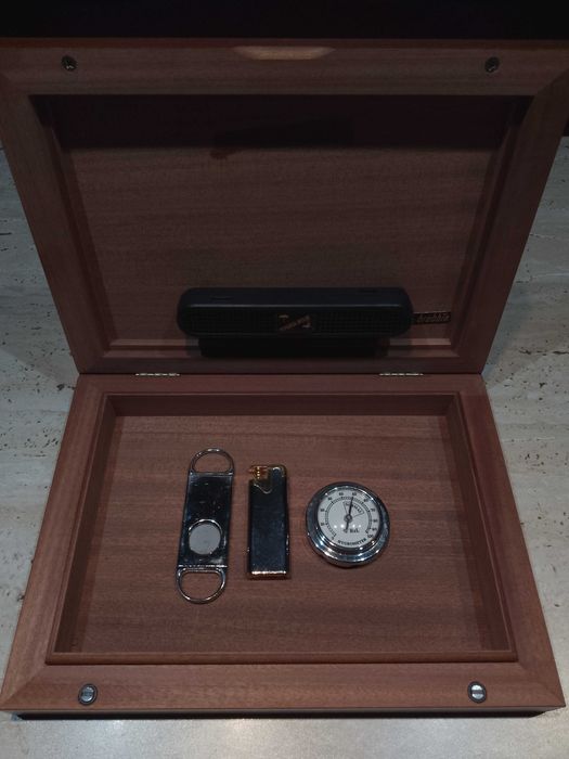 Humidor Premium Elegant BREBBIA + CADOU