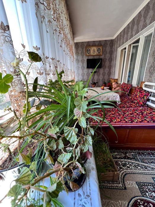 Срочно 3-х комнт. Военный городок, Аранча 90д.