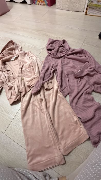 Детски комплект за момиче адидас, хм 4-5г